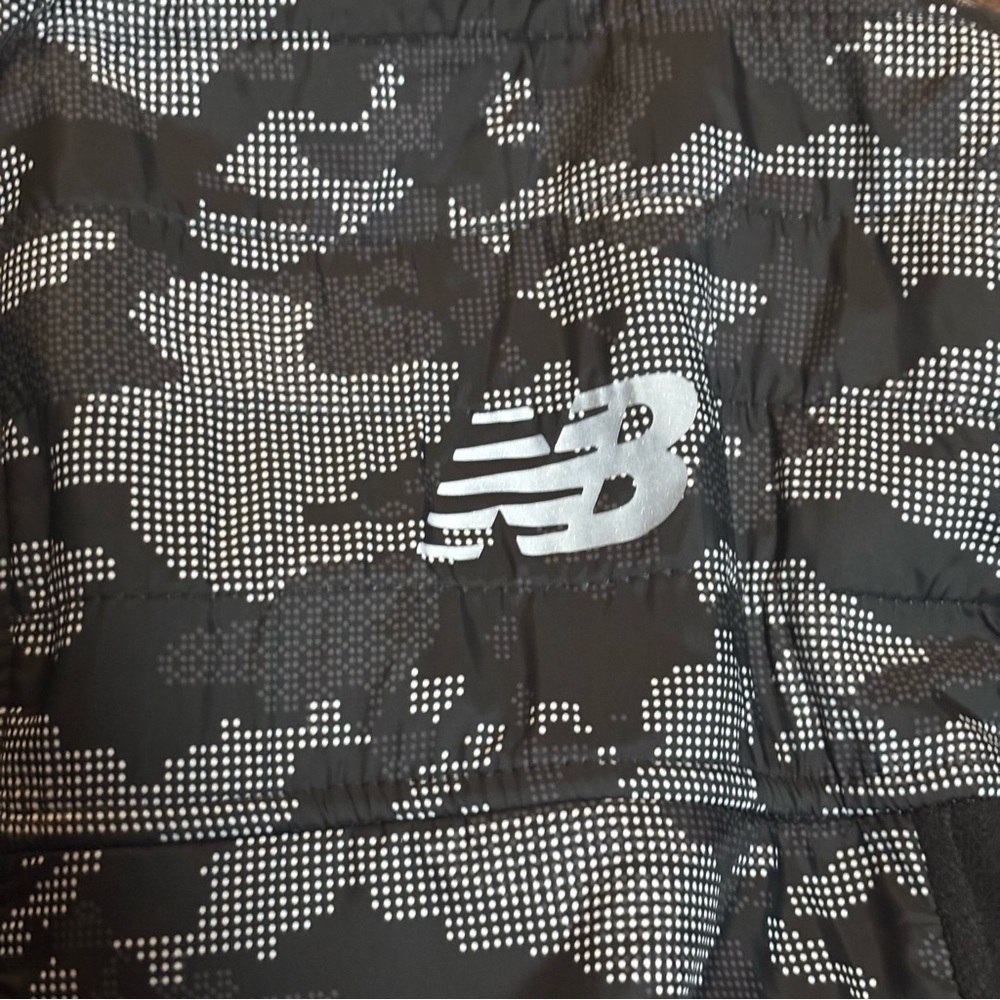 New Balance Fleece Jacket Men’s XL - Picture 3 of 7